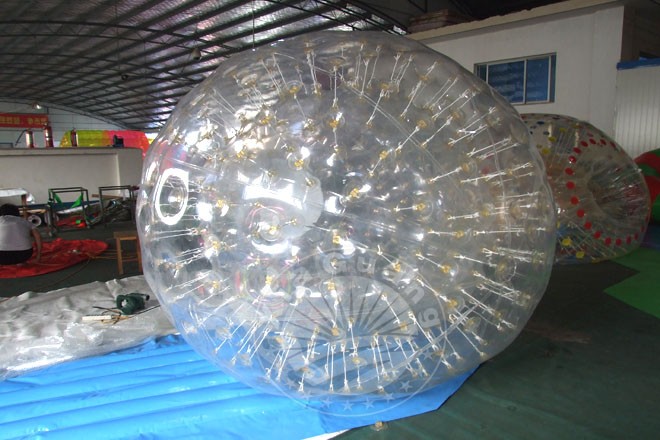 阿克塞水上碰碰球